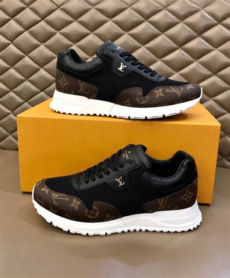 scarpe louis vuitton saldi|louis vuitton sneakers uomo.